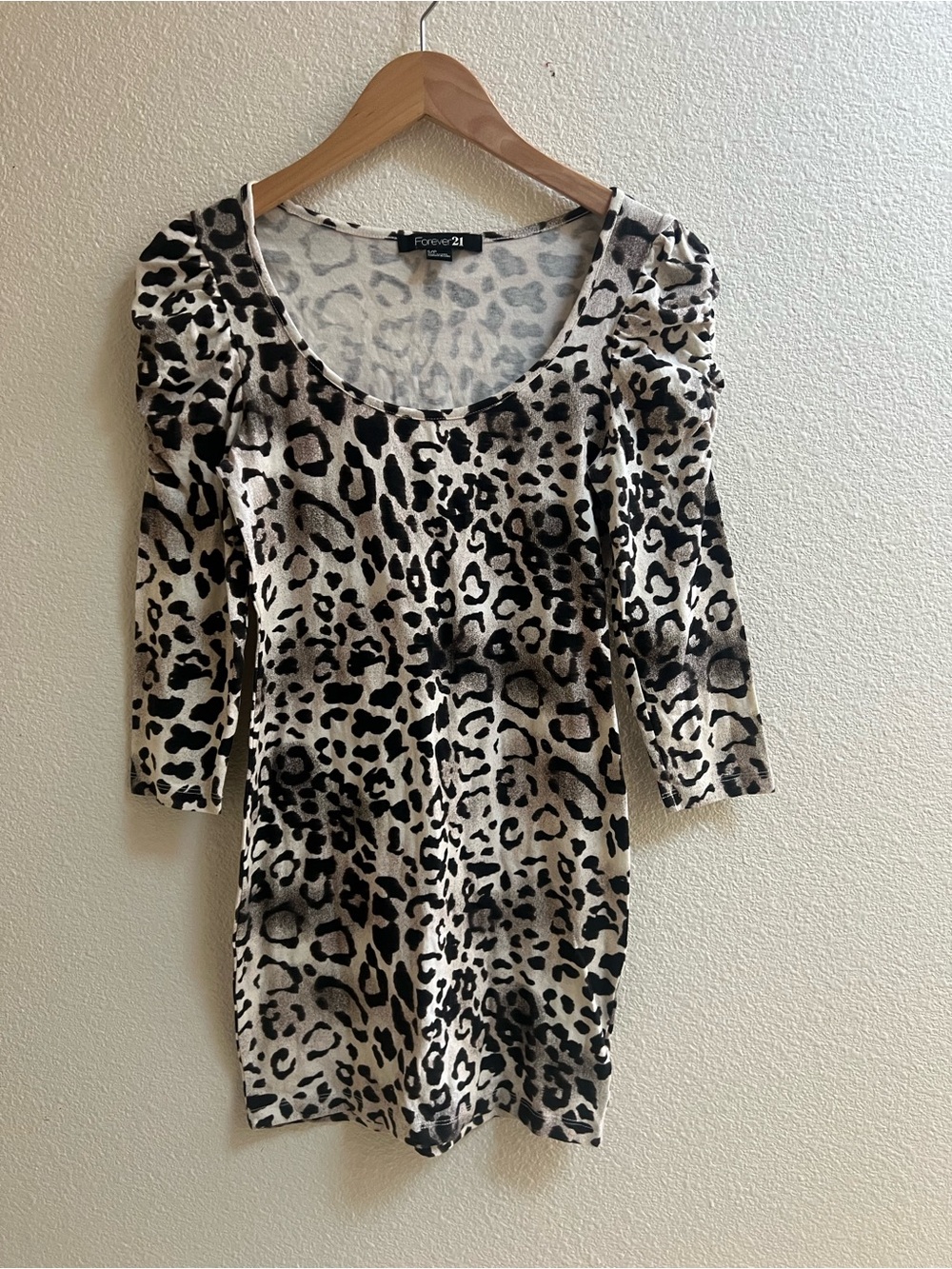 Forever 21 Leopard Print Scoop Neck Tunic - Black & Cream